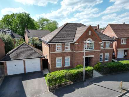 Monarch Drive, Shinfield, Image 1