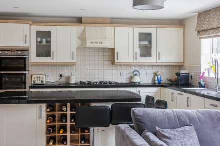 Monarch Drive, Shinfield, Image 12