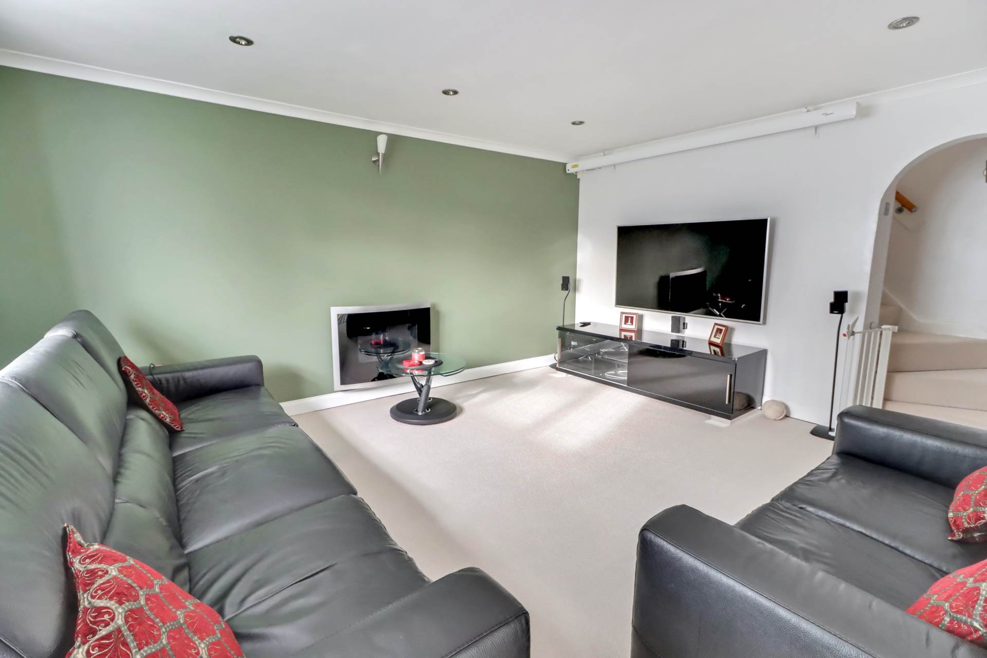 Compton Close, Earley, Reading, Image 7
