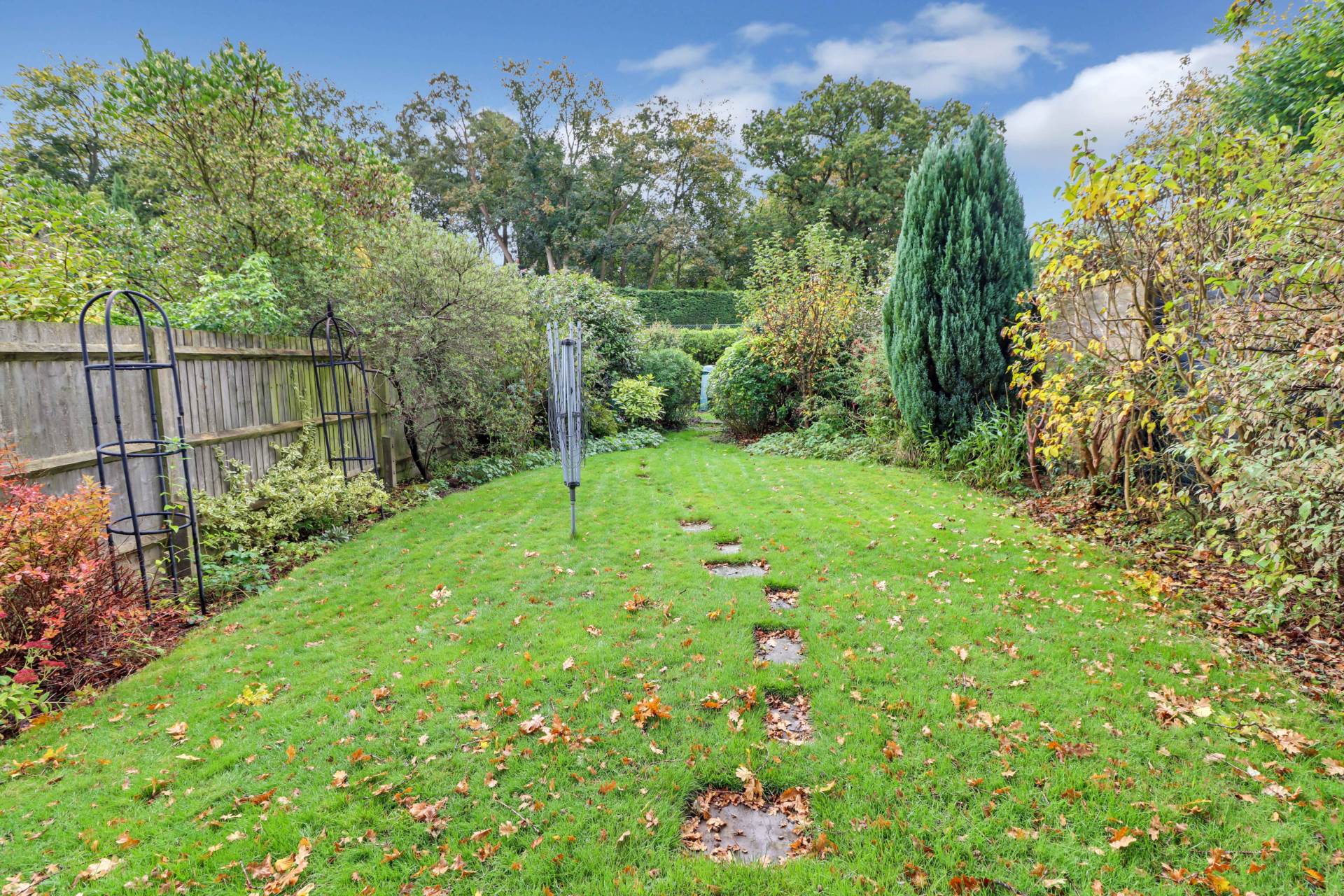 Redhatch Drive, Earley, Image 13