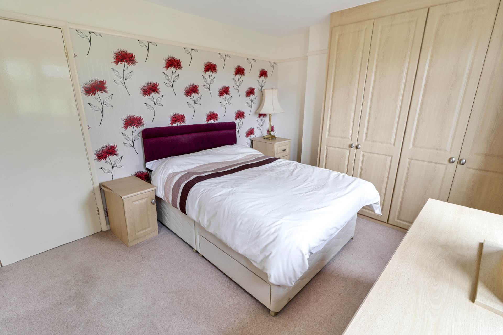 Redhatch Drive, Earley, Image 8
