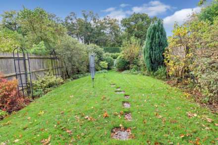 Redhatch Drive, Earley, Image 13