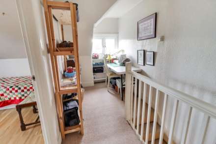 Wokingham Road, Earley, Image 15
