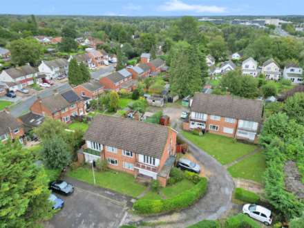 Lismore Close, Woodley, Image 8
