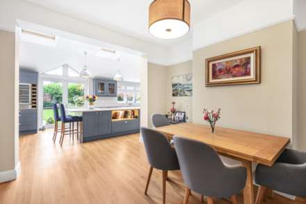 Wokingham Road, Earley, Image 11