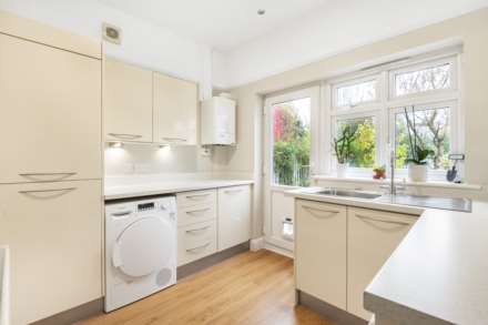 Wokingham Road, Earley, Image 13