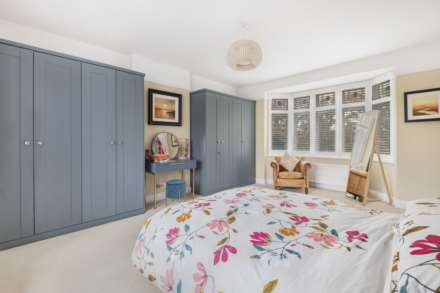 Wokingham Road, Earley, Image 16