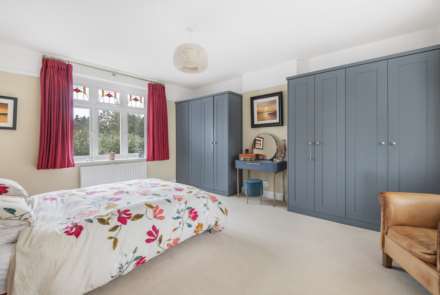 Wokingham Road, Earley, Image 17