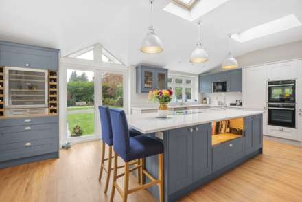 Wokingham Road, Earley, Image 2