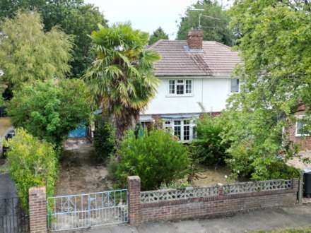 Fairway Avenue, Tilehurst