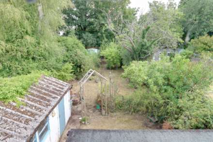 Fairway Avenue, Tilehurst, Image 10