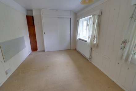 Fairway Avenue, Tilehurst, Image 7