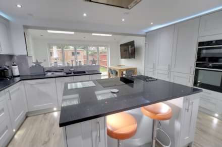 Tiggall Close, Earley, Image 1