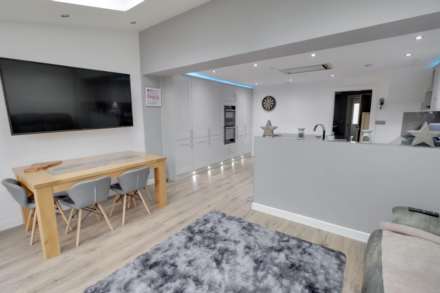 Tiggall Close, Earley, Image 6