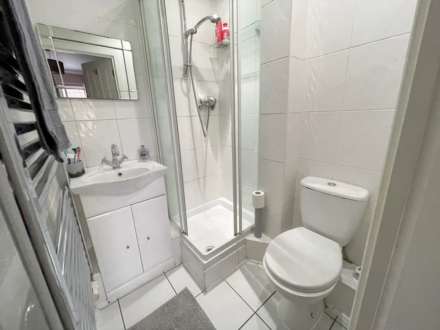Tiggall Close, Earley, Image 8