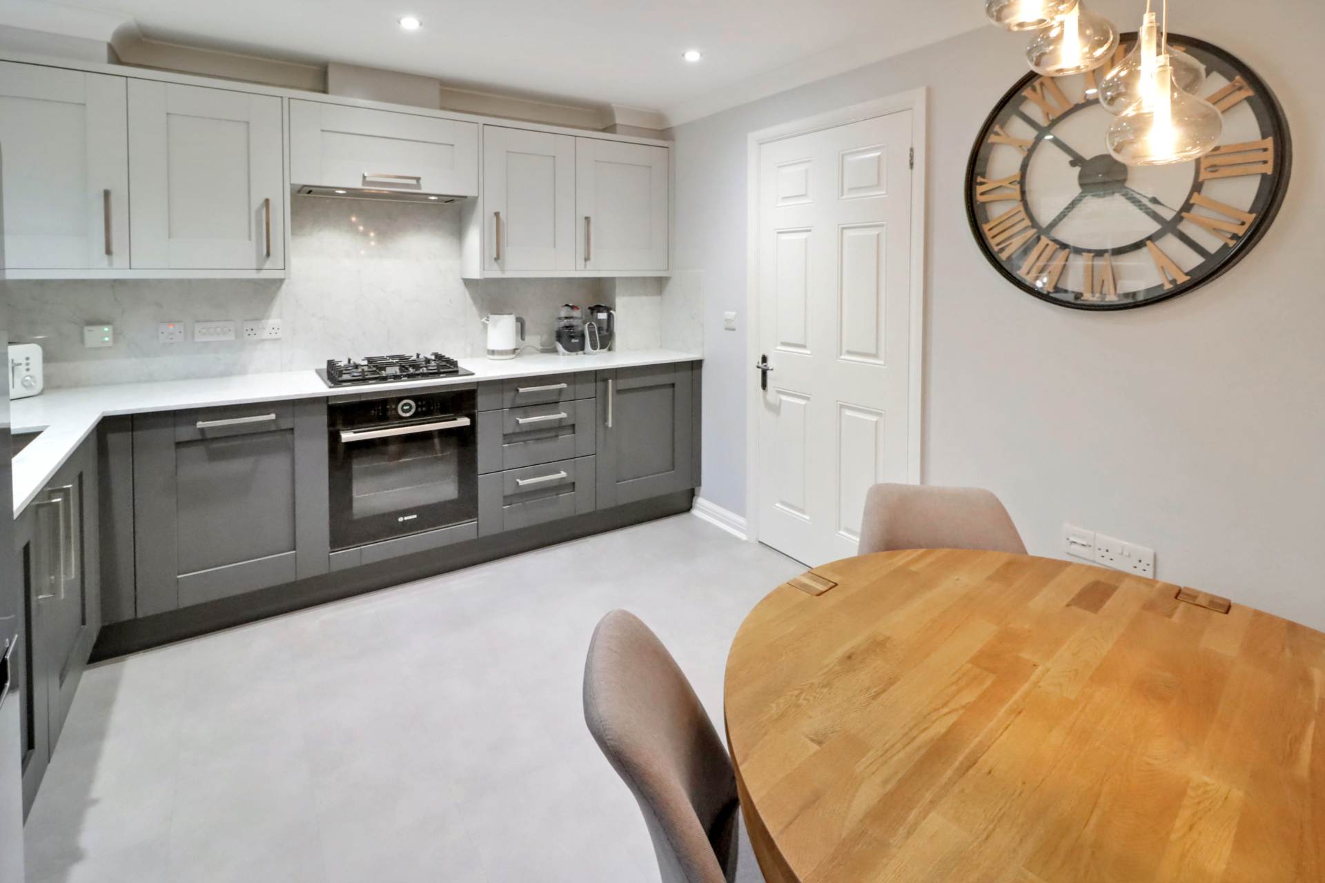 Wickham Way, Sherfield On Loddon, Image 4