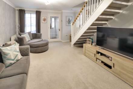 Wickham Way, Sherfield On Loddon, Image 6