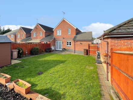 Amber Close, Earley, Image 13
