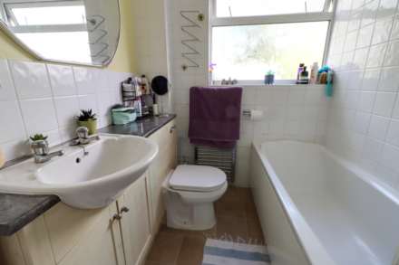Wallace Close, Woodley, Image 7
