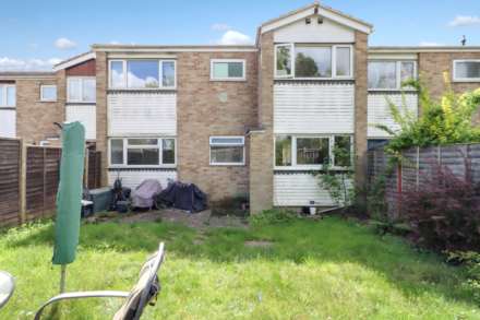 Wallace Close, Woodley, Image 9