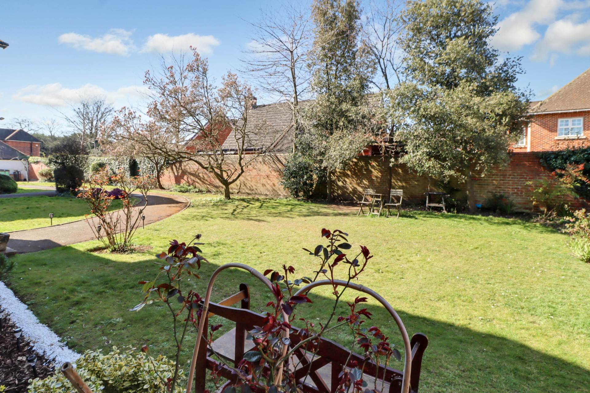 Sarum Court, Reading, Image 9