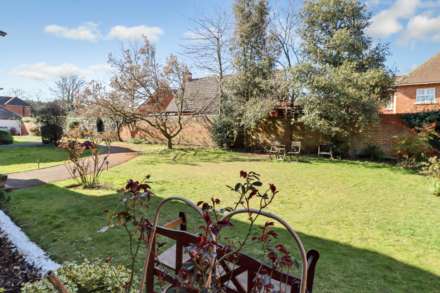 Sarum Court, Reading, Image 9