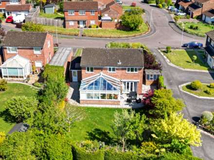 Goodwin Close, Calcot, Image 20