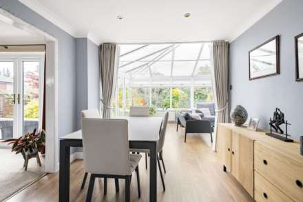 Goodwin Close, Calcot, Image 6