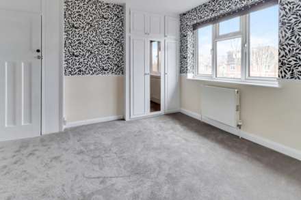Mays Close, Earley, Image 10