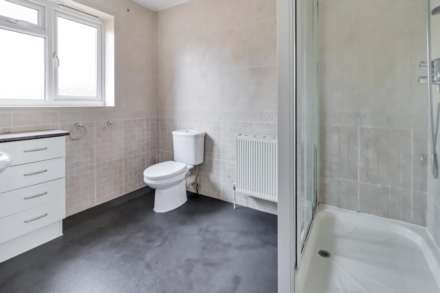 Mays Close, Earley, Image 11