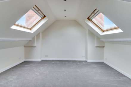 Mays Close, Earley, Image 12