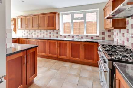 Mays Close, Earley, Image 3