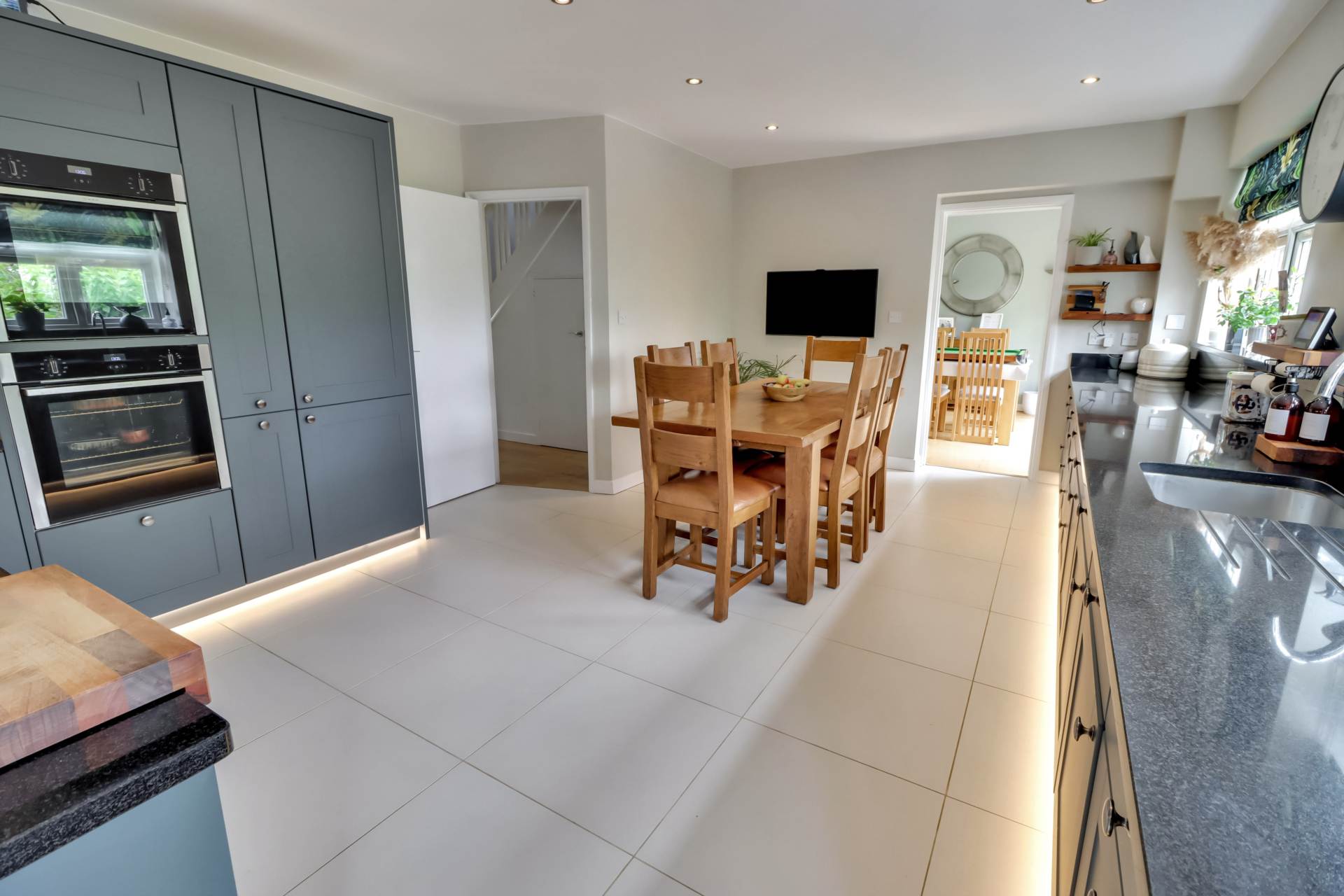Church Road, Earley, Image 9