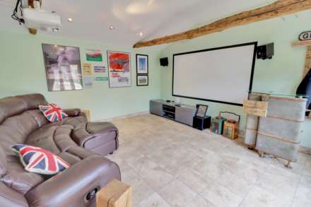 Church Road, Earley, Image 24