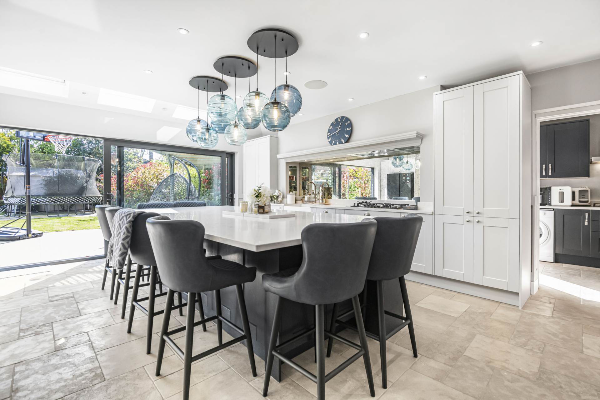 Hilltop Road, Earley, Image 11
