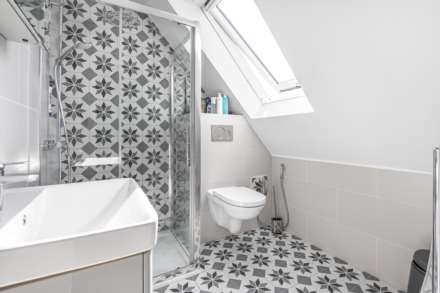 Hilltop Road, Earley, Image 3