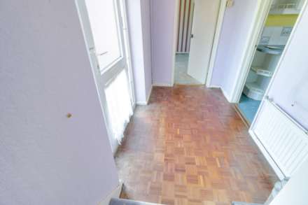 Silverdale Road, Earley, Image 2