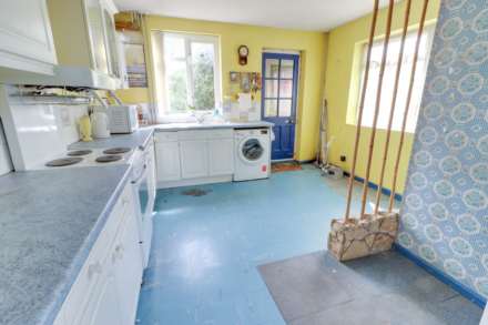 Silverdale Road, Earley, Image 4