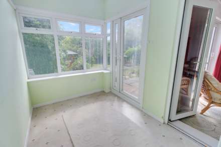 Silverdale Road, Earley, Image 5