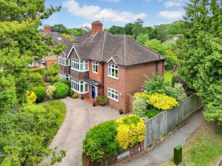 Aldbourne Avenue, Earley
