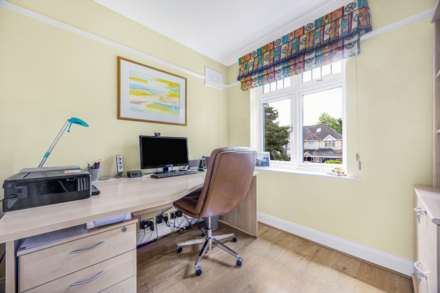 Aldbourne Avenue, Earley, Image 12
