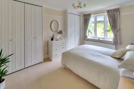 Aldbourne Avenue, Earley, Image 13