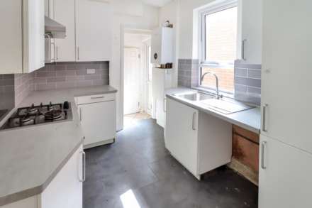 Radstock Road, Reading, Image 4