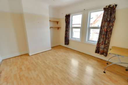 Radstock Road, Reading, Image 5