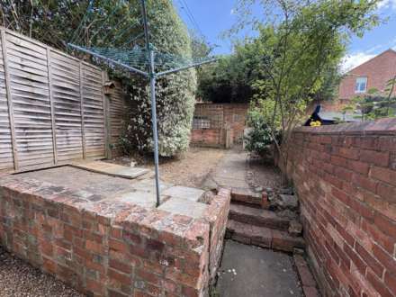 Cardigan Gardens, Reading, Image 10