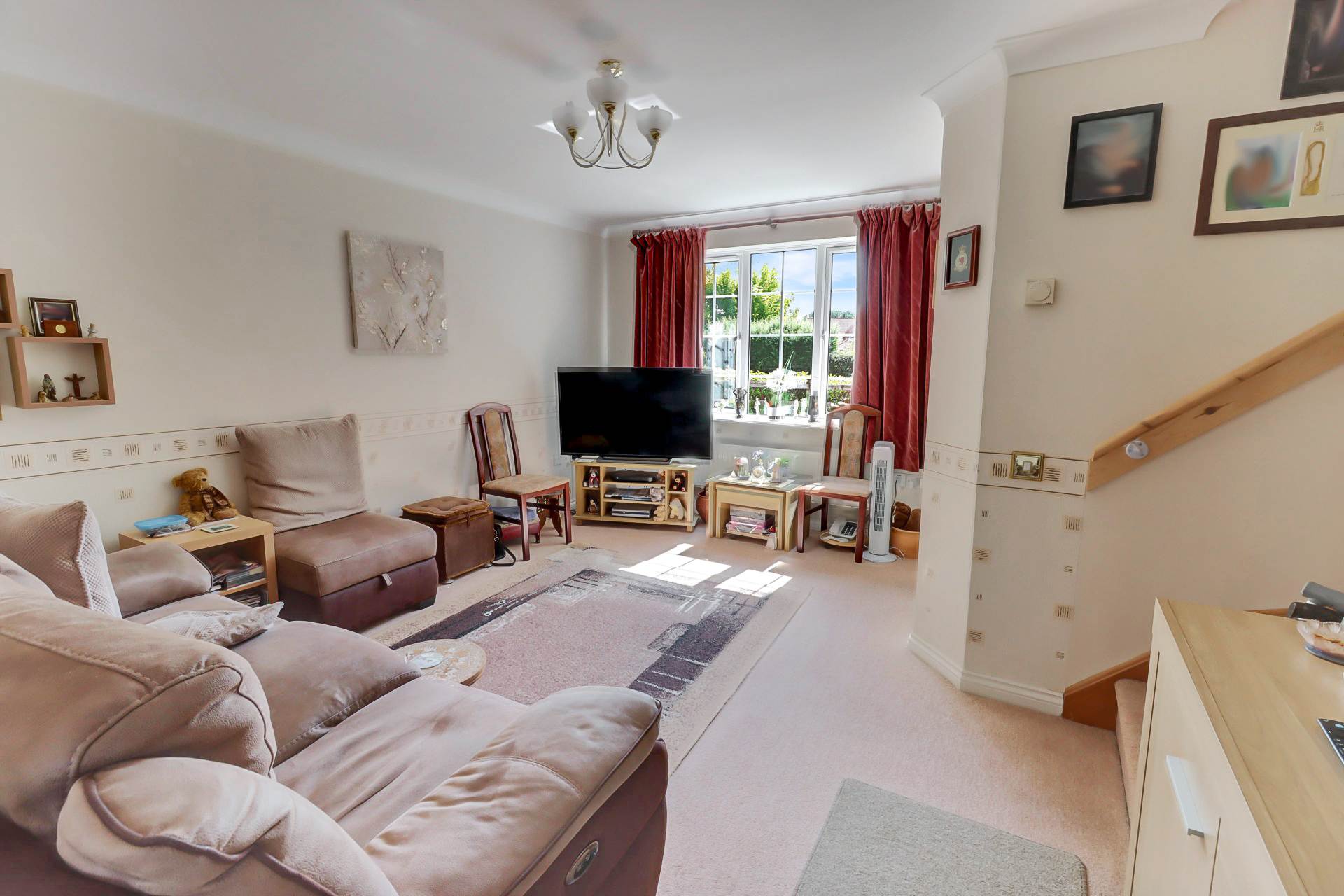 Chesterment Way, Reading, Image 2