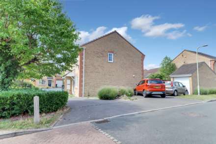 Chesterment Way, Reading, Image 10