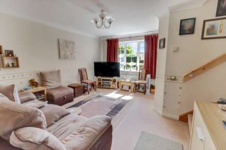 Chesterment Way, Reading, Image 2