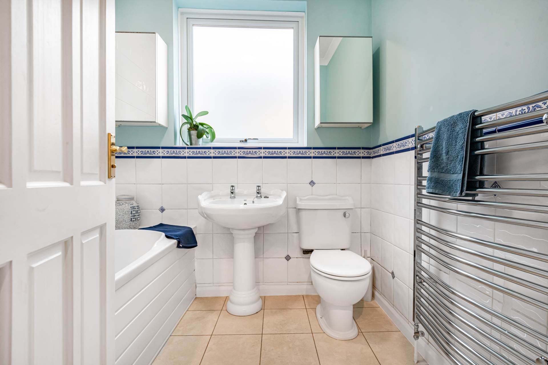 Meadow Road, Earley, Image 11