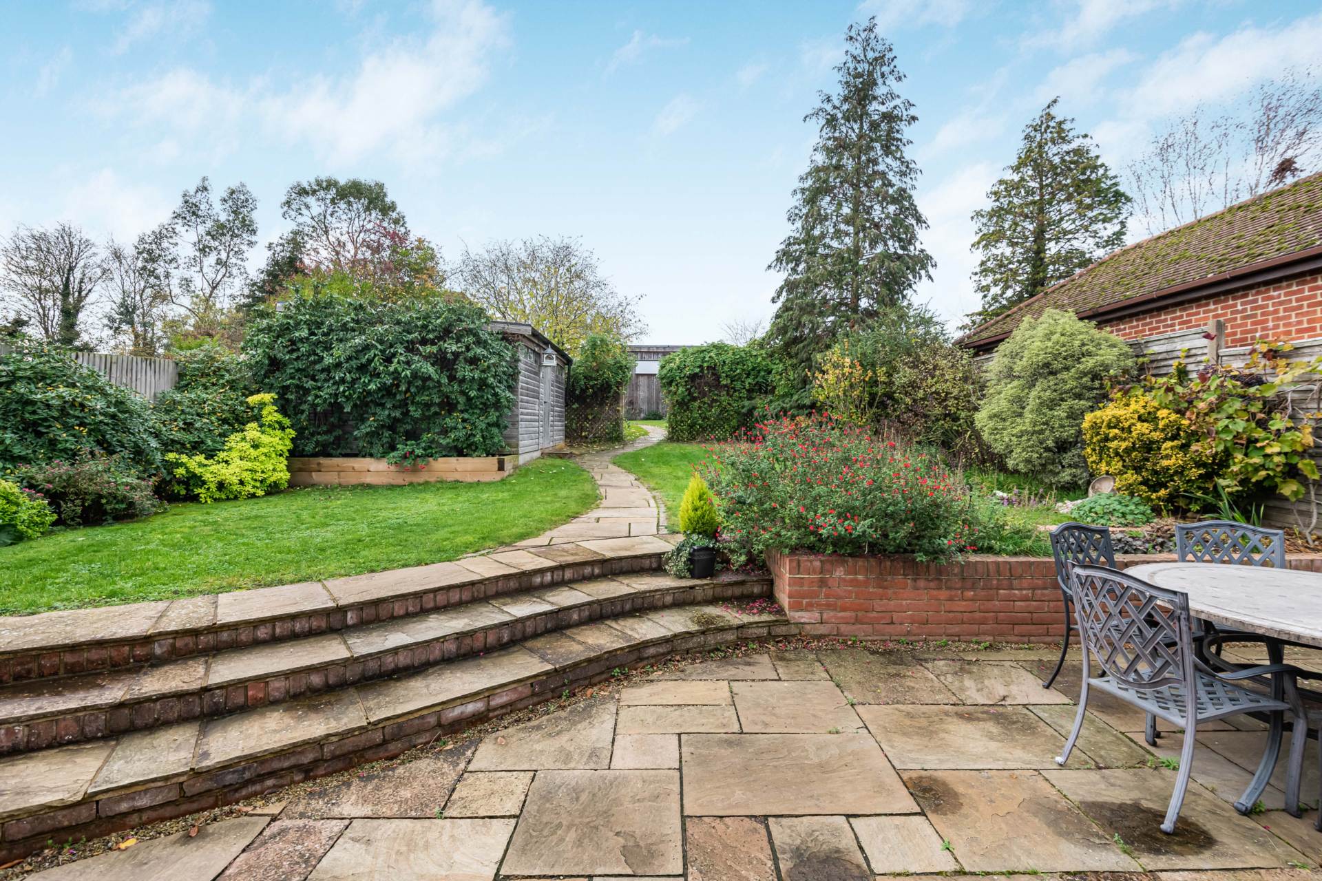 Meadow Road, Earley, Image 18